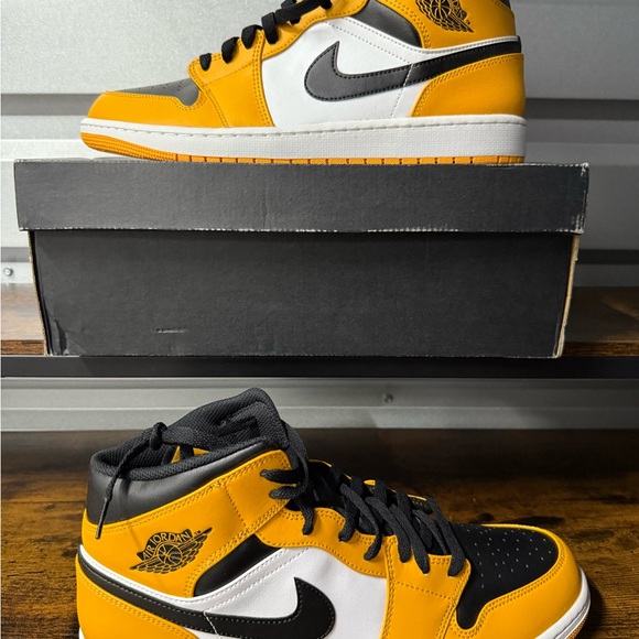 Nike Other - Nike Air Jordan 1 Mid Taxi Yellow Black Athletic Shoes Size 13 Men's 554724-701